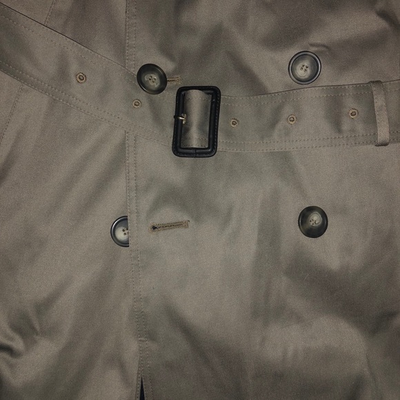 Ralph Lauren trench coat 🔥🔥 - Picture 3 of 5